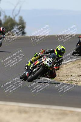 media/Jun-07-2025-TrackDaz (Sat) [[4413525952]]/A Group/12pm (Turn 2)/